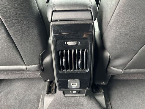 Used 2025 Jeep Compass Trailhawk image 23