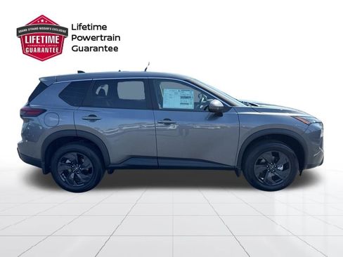 New 2026 Nissan Rogue SV FWD image 4