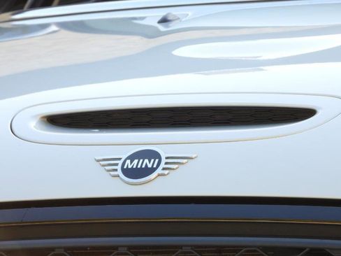 Used 2023 MINI Cooper S image 4