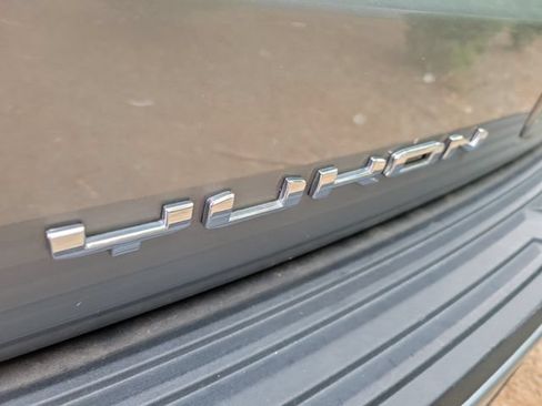 Used 2023 GMC Yukon Denali w/ Max Trailering Package AWD/4WD image 8