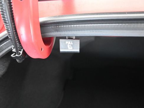 Used 2025 Hyundai Elantra Sport FWD image 43