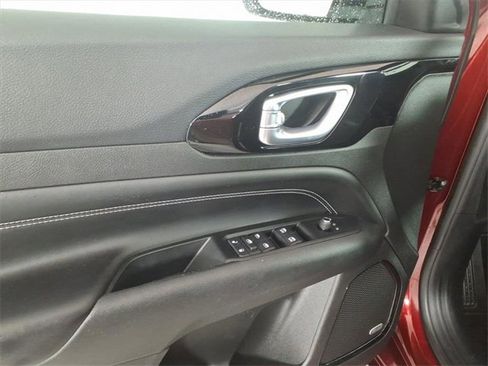 Used 2022 Jeep Compass High Altitude image 10