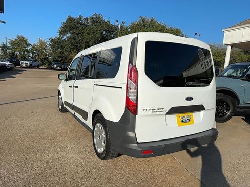 Used 2016 Ford Transit Connect XL image 4