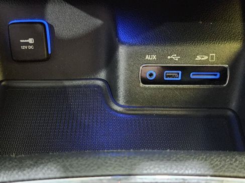Used 2017 Dodge Durango R/T w/ Technology Group RWD image 17