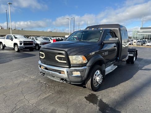 Used 2018 RAM 5500 Tradesman w/ Power & Remote Entry Group image 4