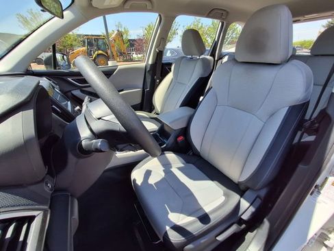 Used 2022 Subaru Forester AWD/4WD image 19
