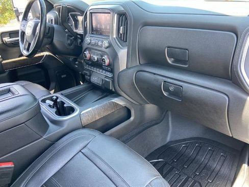 Used 2020 GMC Sierra 2500 Denali w/ Technology Package AWD/4WD image 24