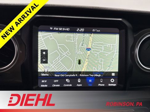 Used 2023 Jeep Wrangler Sahara image 28