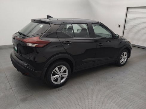 Used 2024 Nissan Kicks S FWD image 10