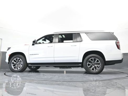 Used 2024 Chevrolet Suburban Z71 image 63