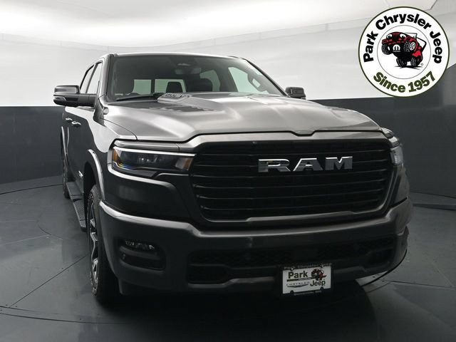 Used 2025 RAM 1500 Laramie AWD/4WD image 4