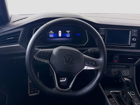 Used 2024 Volkswagen Jetta Sport FWD image 17