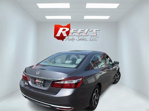 Used 2017 Honda Accord LX image 26