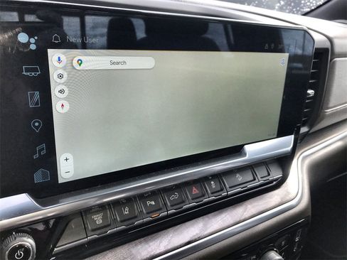 Used 2024 Chevrolet Silverado 2500 LTZ w/ LTZ Convenience Package image 18