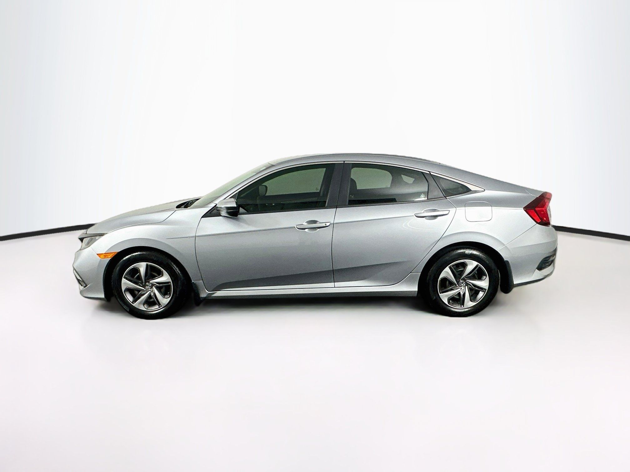 Used 2019 Honda Civic LX image 4