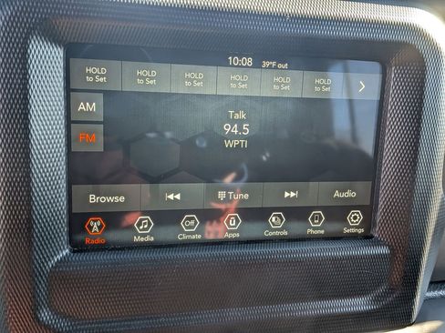 Used 2022 Jeep Gladiator Sport image 27