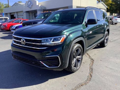 Used 2021 Volkswagen Atlas SE w/ Panoramic Sunroof Package image 18