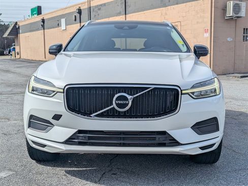 Used 2019 Volvo XC60 T5 Momentum w/ Multimedia Package image 10