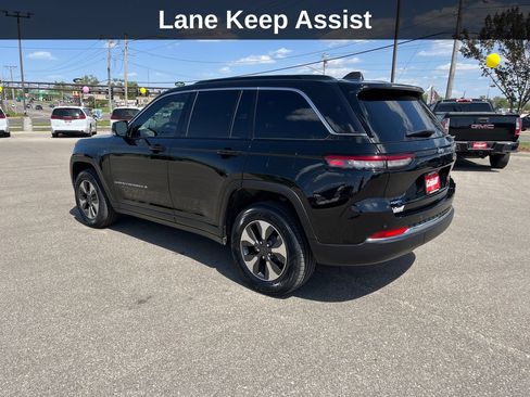 Used 2024 Jeep Grand Cherokee Limited 4xe w/ Trailer Tow Package AWD/4WD image 3