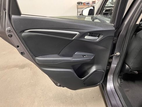 Used 2018 Honda Fit LX image 19