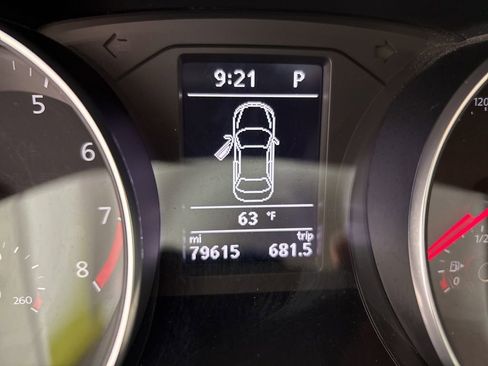Used 2016 Volkswagen Passat 1.8T SE w/ Lighting Package (P06) FWD image 26