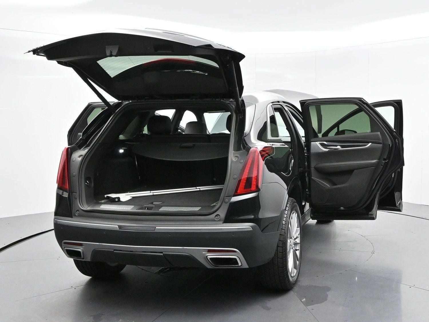 Certified 2025 Cadillac XT5 Premium Luxury AWD/4WD image 42