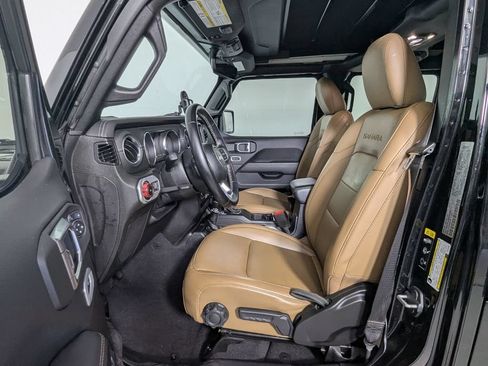 Used 2021 Jeep Wrangler Unlimited Sahara AWD/4WD image 12