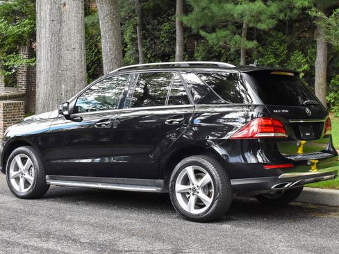 Used 2017 Mercedes-Benz GLE 350 w/ Premium 1 Package image 6