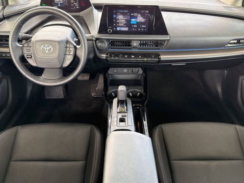 Used 2025 Toyota Prius XLE FWD image 20