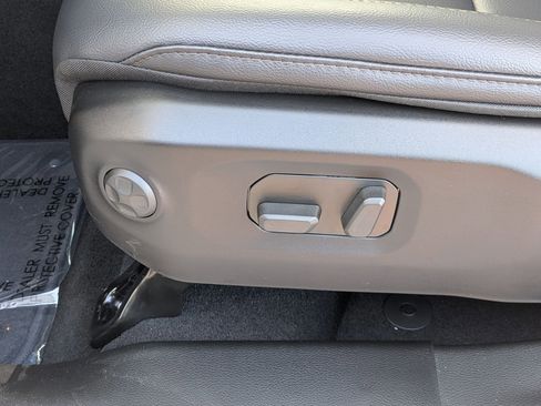 New 2026 Jeep Gladiator Sport image 13