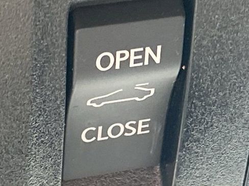 Used 2019 Lexus RC 350 w/ Premium Package RWD image 27