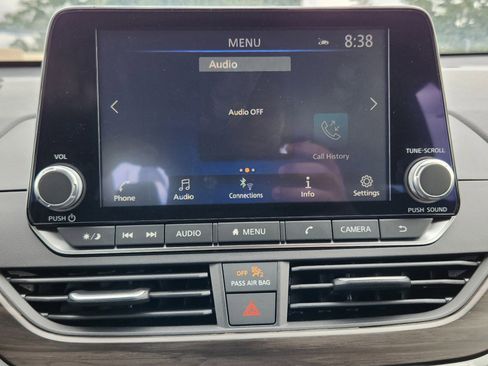 New 2025 Nissan Altima 2.5 SV image 13