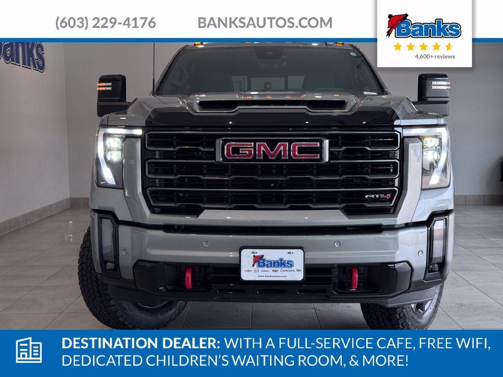 Used 2024 GMC Sierra 2500 AT4 w/ AT4 Premium Plus Package AWD/4WD image 3