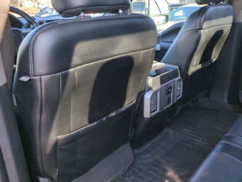 Used 2017 Ford F350 Lariat w/ Chrome Package image 18