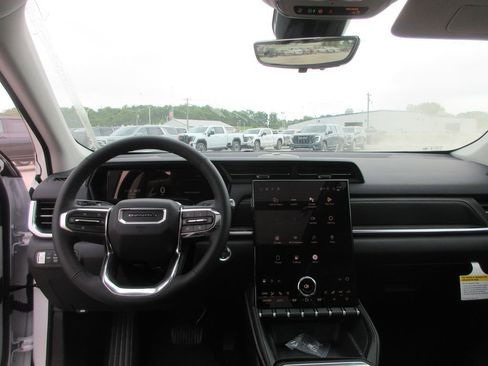 New 2026 GMC Terrain Denali w/ LPO, Black Badging Package AWD/4WD image 14