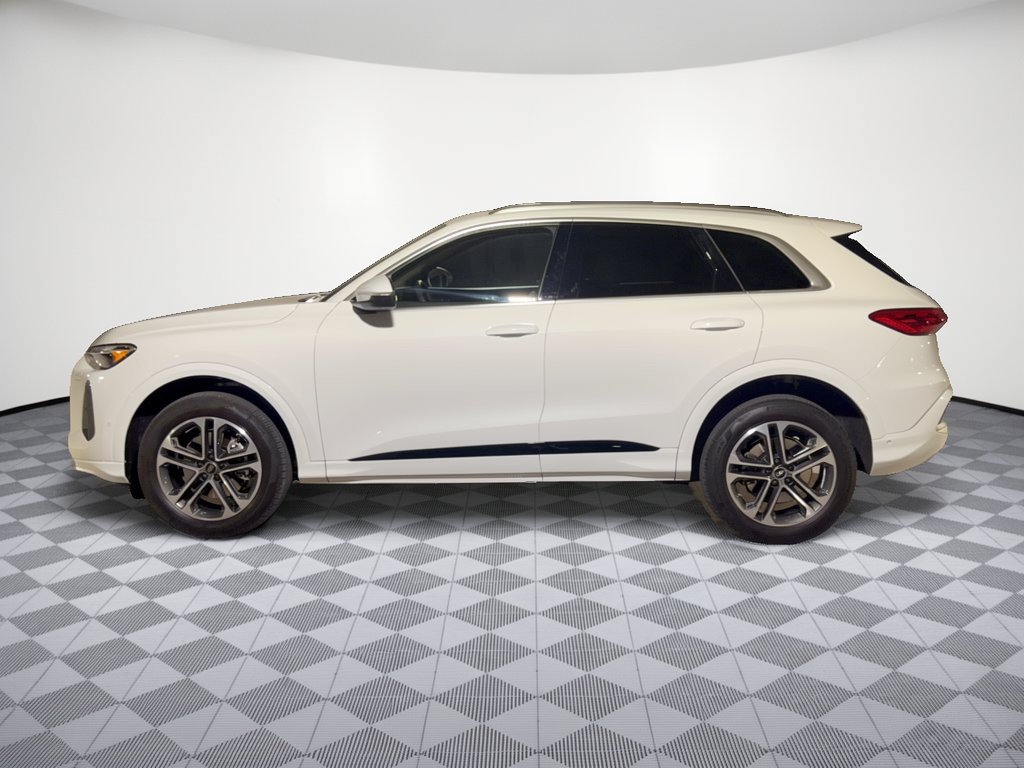 Certified 2026 Audi Q5 Premium w/ Convenience Package AWD/4WD image 2
