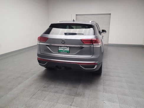 Used 2023 Volkswagen Atlas Cross Sport SE w/ Black Wheel Package FWD image 7