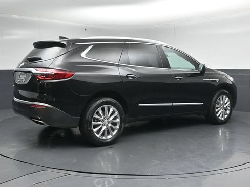 Used 2020 Buick Enclave Premium w/ Sun and Sites Package AWD/4WD image 7