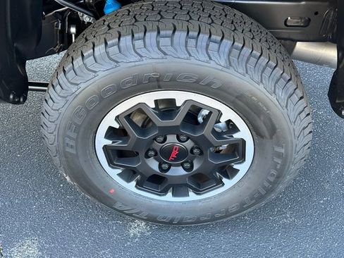 New 2026 Toyota Tacoma TRD Off-Road AWD/4WD image 5