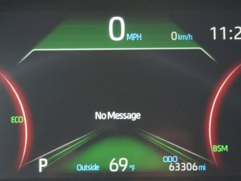 Used 2023 Toyota RAV4 XLE image 4