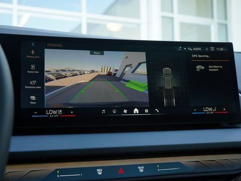 Used 2025 BMW X3 xDrive30i w/ Convenience Package image 19