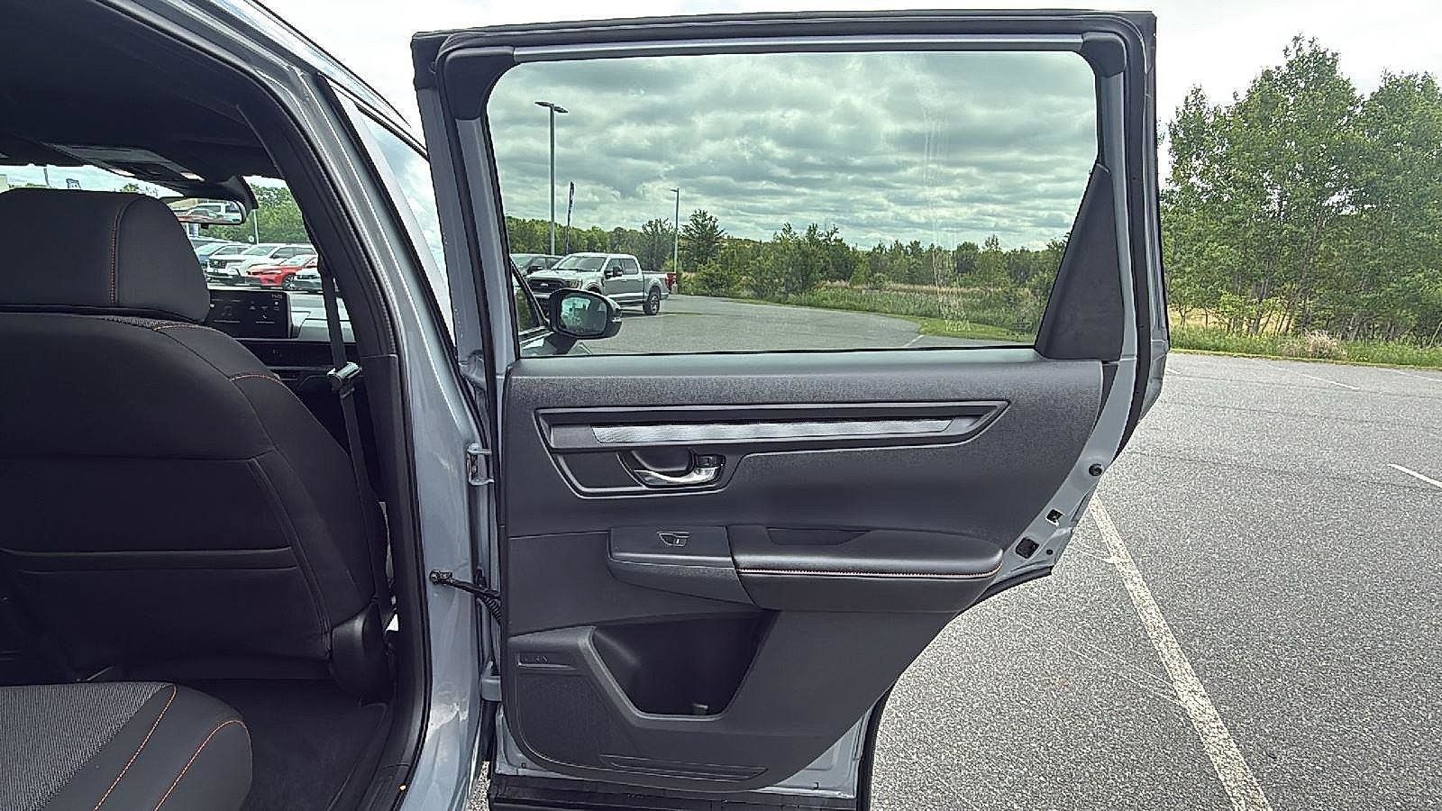 Used 2026 Honda CR-V Sport image 19
