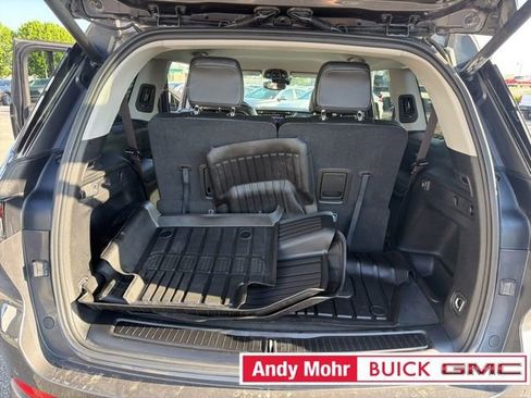Used 2023 Jeep Grand Cherokee L Limited w/ Black Appearance Package AWD/4WD image 24