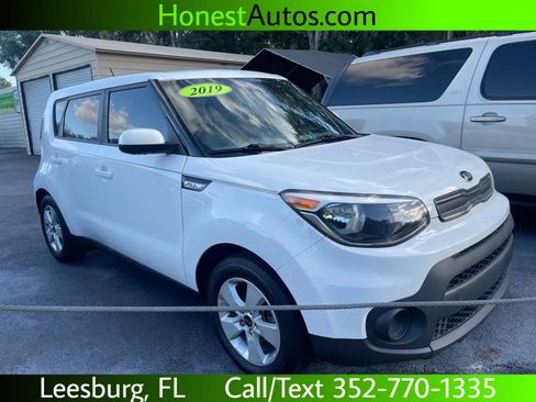Used 2019 Kia Soul EV image 1