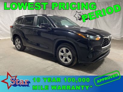 Used 2024 Toyota Highlander LE