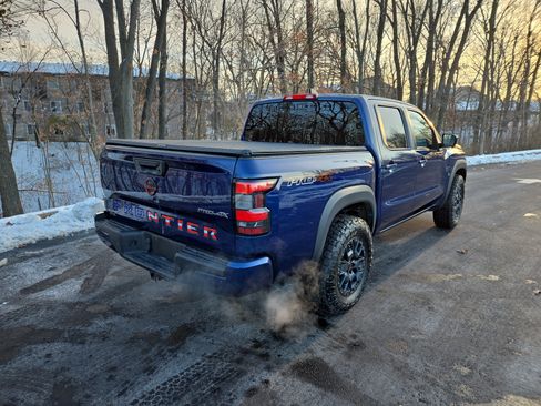 Used 2022 Nissan Frontier PRO-4X w/ Pro-4X Premium Package image 3