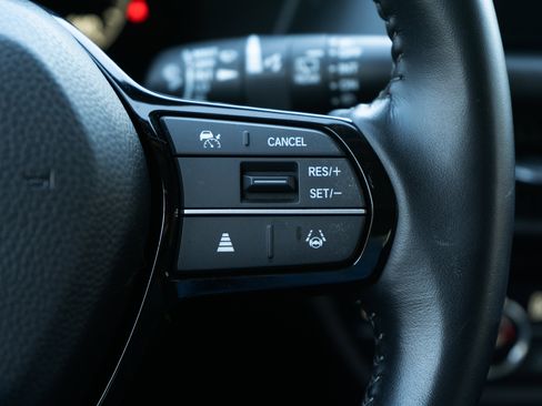 Certified 2025 Honda HR-V EX-L image 21