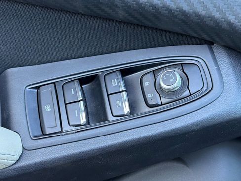 Used 2023 Subaru Ascent Premium w/ Convenience Package image 13