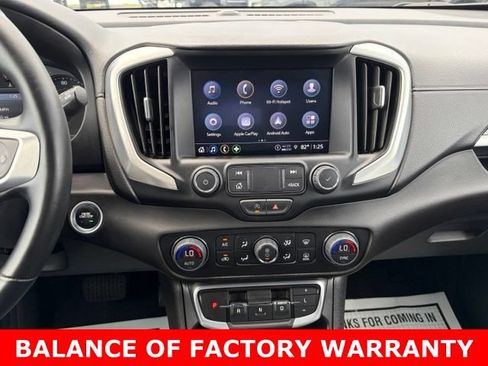 Used 2024 GMC Terrain SLT AWD/4WD image 22