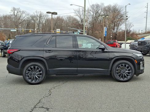 Certified 2023 Chevrolet Traverse RS w/ LPO, Floor Liner Package image 7